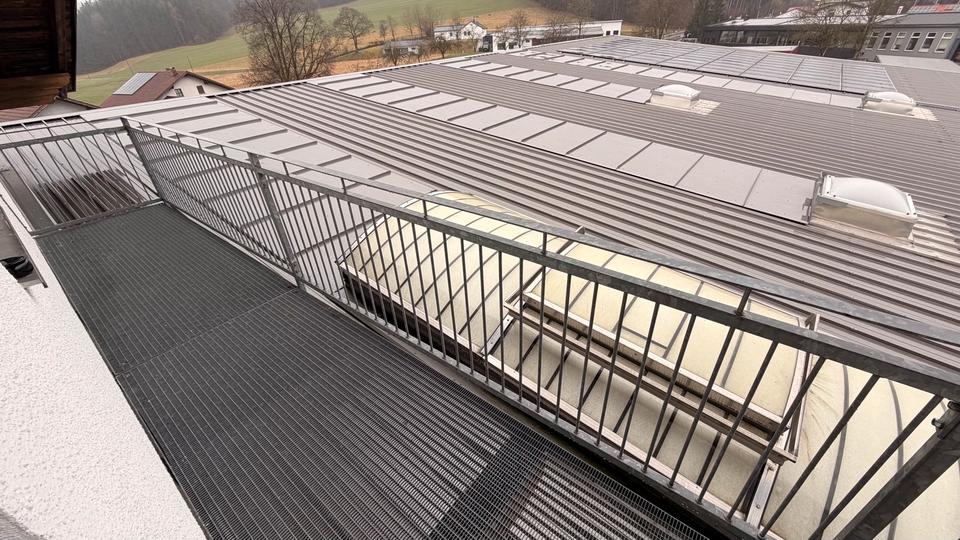 Dachgeschoßwohnung Waldkirchen - 1 Zimmer, 27 m&sup2;, 350&euro; | Angebot:26035499