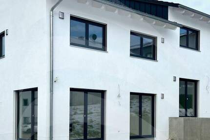 Haus Windorf - 4 Zimmer, 121 m&sup2;, 499.900&euro; | Angebot:25730951