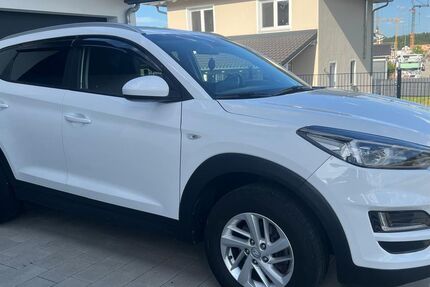 Hyundai TUCSON 86.000 km 15.000 &euro; Pocking 94060
