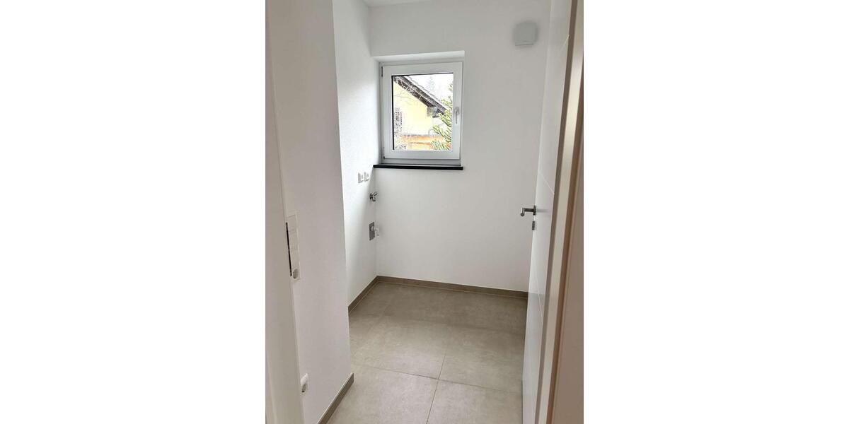 Etagenwohnung Passau Maierhof - 2 Zimmer, 77 m&sup2;, 1.050&euro; | Angebot:25378298