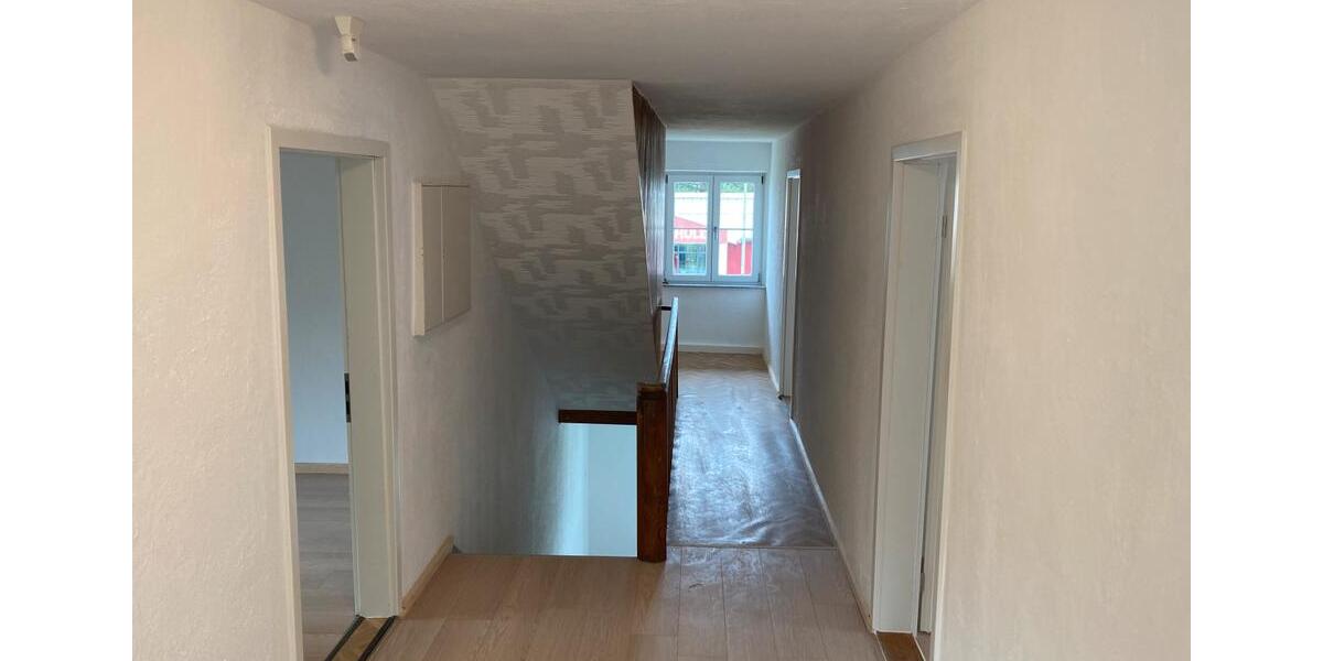 Einfamilienhaus Tittling - 5 Zimmer, 164 m&sup2;, 1.250&euro; | Angebot:26447221