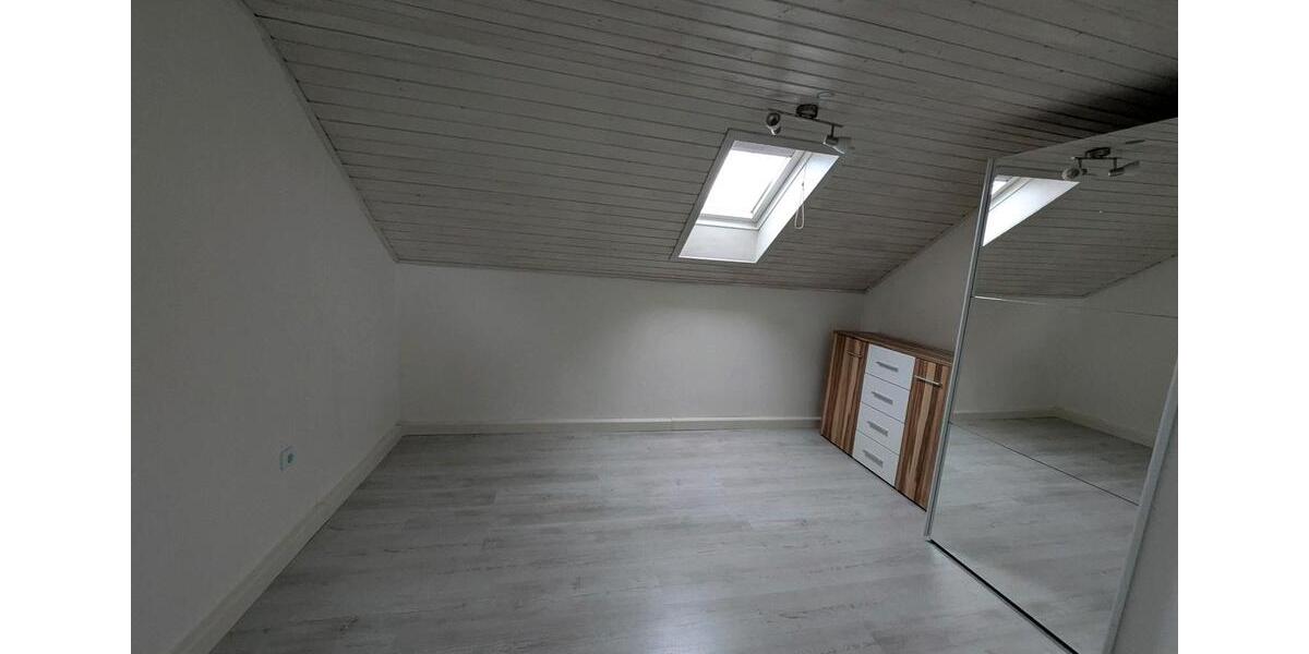 Einfamilienhaus Bayerbach - 3 Zimmer, 71 m&sup2;, 900&euro; | Angebot:25895290