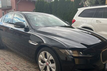 Jaguar XE 61.000 km 20.500 &euro; Pocking 94060