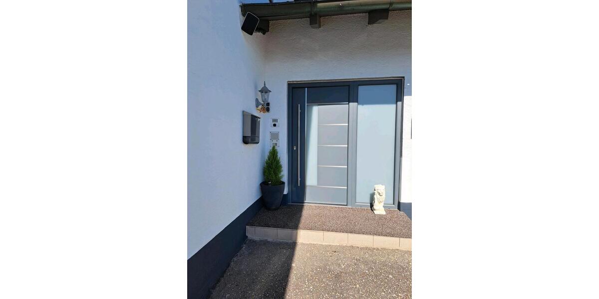 Erdgeschoßwohnung Schöllnach - 10 Zimmer, 230 m&sup2;, 349.000&euro; | Angebot:20032744