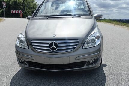 Mercedes-Benz B 180 126.762 km 3.650 &euro; Salzweg 94121