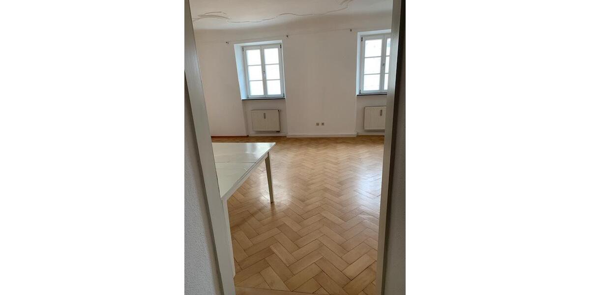 Etagenwohnung Passau Maierhof - 3 Zimmer, 100 m&sup2;, 1.450&euro; | Angebot:26585543
