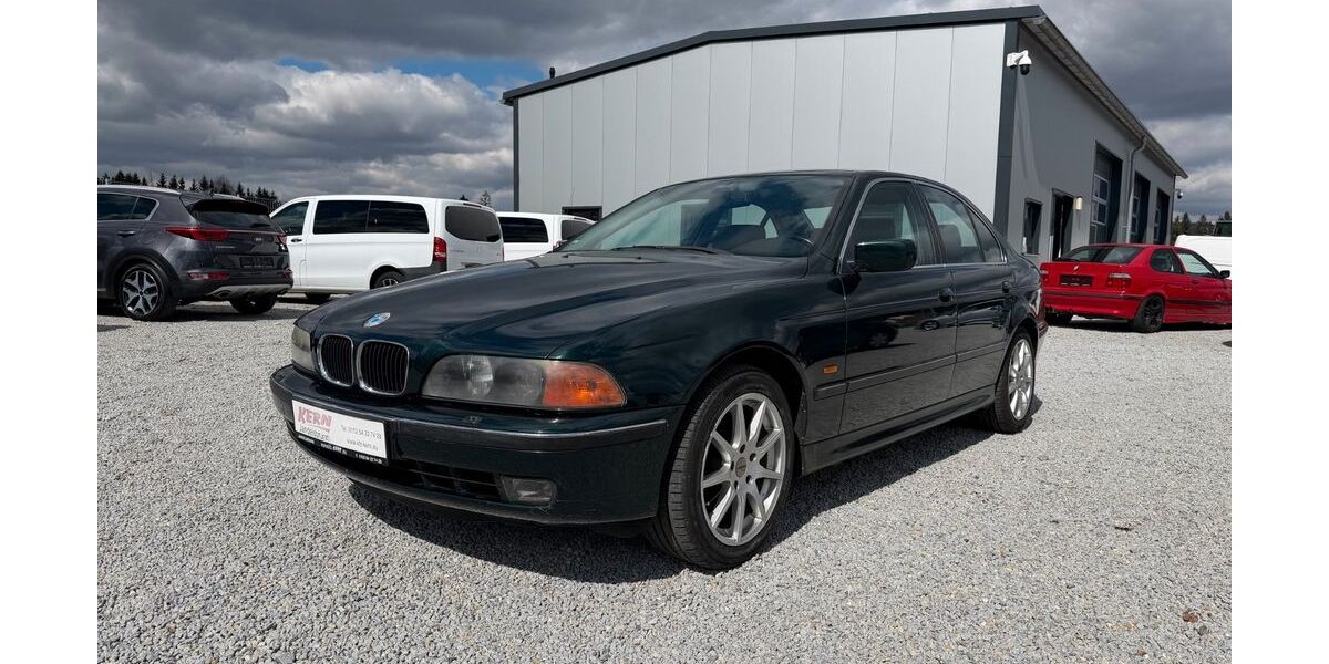 BMW 523 236.000 km 1.999 &euro; Jandelsbrunn 94118