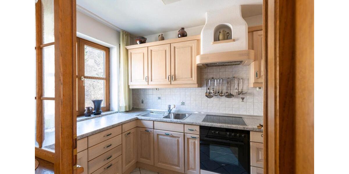 Mehrfamilienhaus, Wohnhaus Hutthurm - 12 Zimmer, 240 m&sup2;, 359.000&euro; | Angebot:26061868