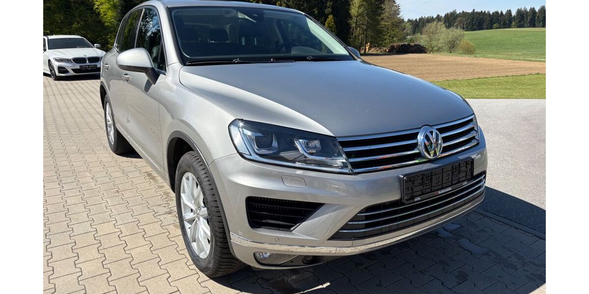 VW Touareg 146.307 km 18.599 &euro; Wegscheid 94110