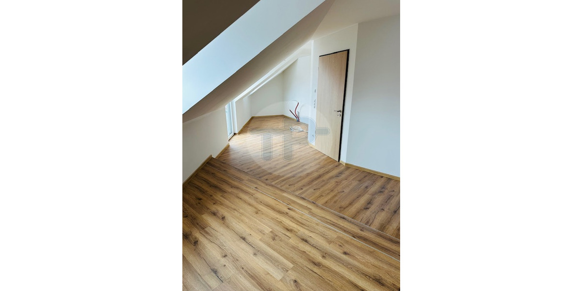 Etagenwohnung Hauzenberg - 2 Zimmer, 104 m&sup2;, 469.000&euro; | Angebot:25745717
