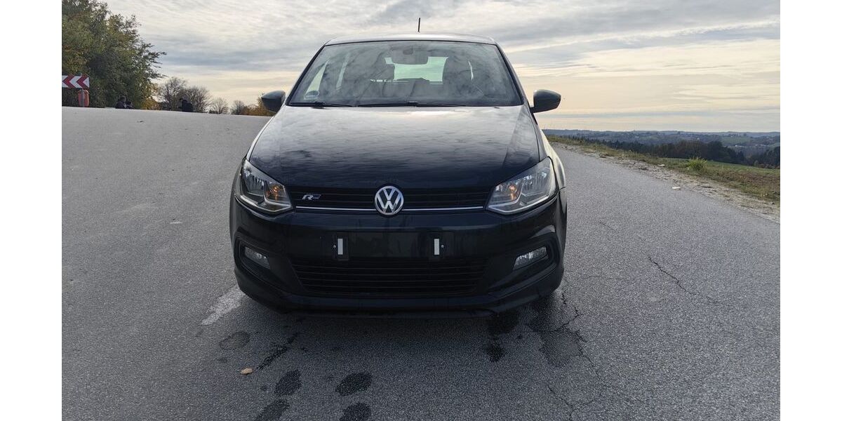 VW Polo 125.186 km 7.950 &euro; Salzweg 94121