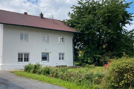 Haus Tittling - 5 Zimmer, 164 m&sup2;, 1.250&euro; | Angebot:26447221