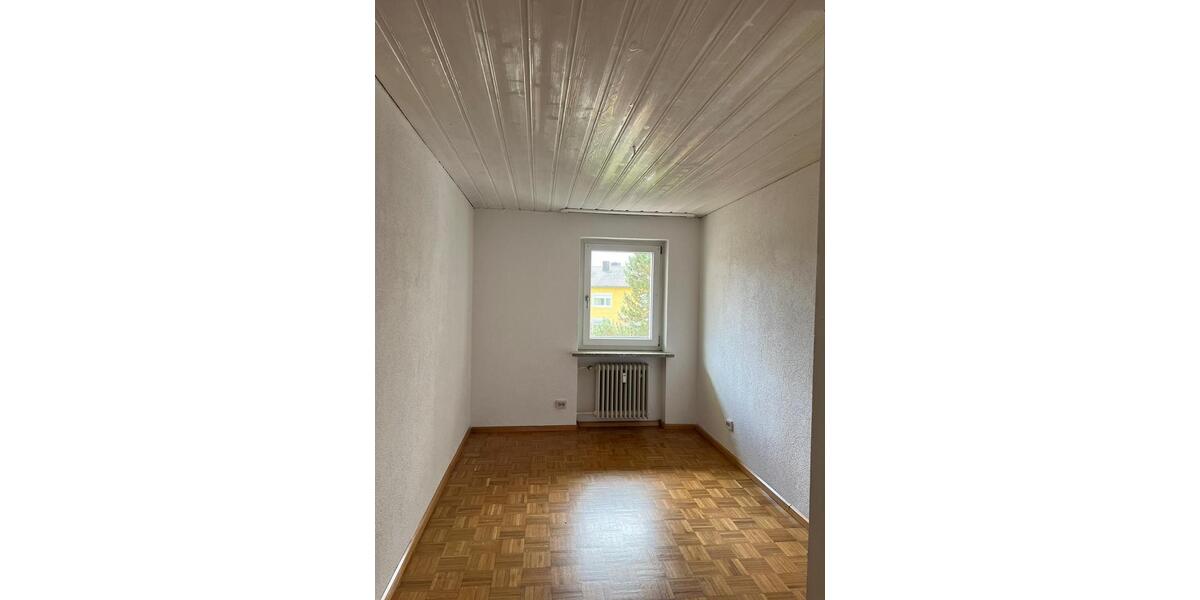 Etagenwohnung Passau Maierhof - 3 Zimmer, 85 m&sup2;, 900&euro; | Angebot:25598912