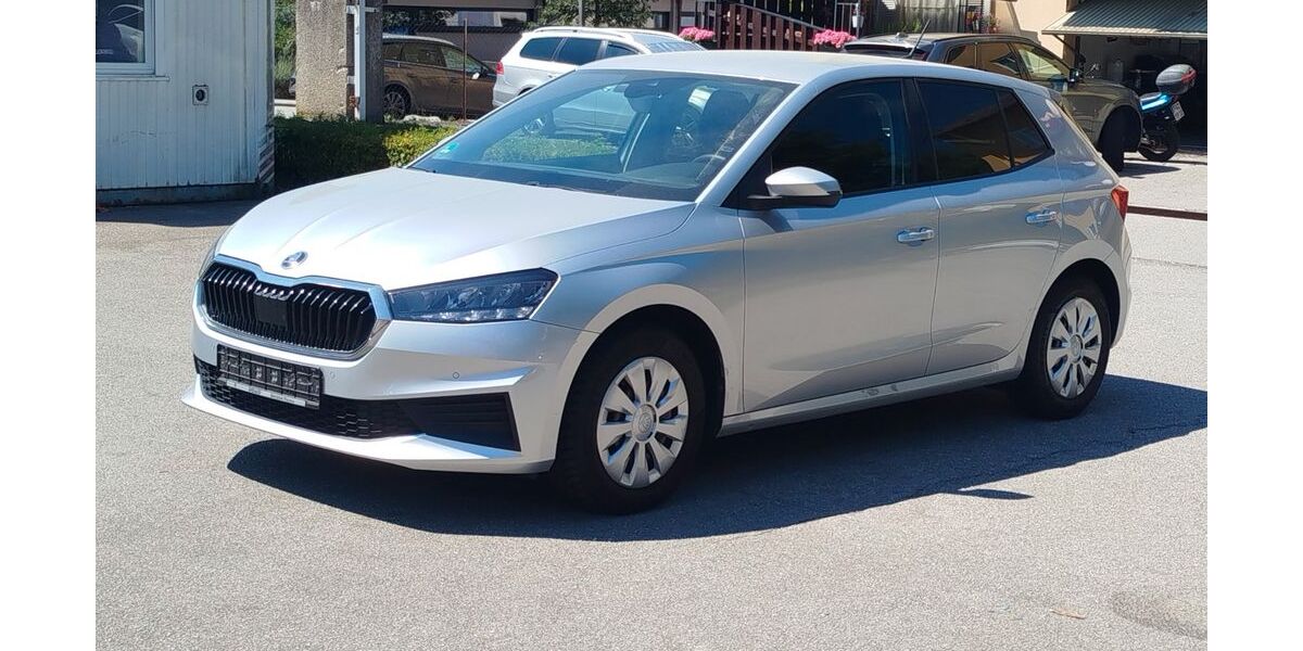 Skoda Fabia 32.000 km 13.900 &euro; Passau 94032