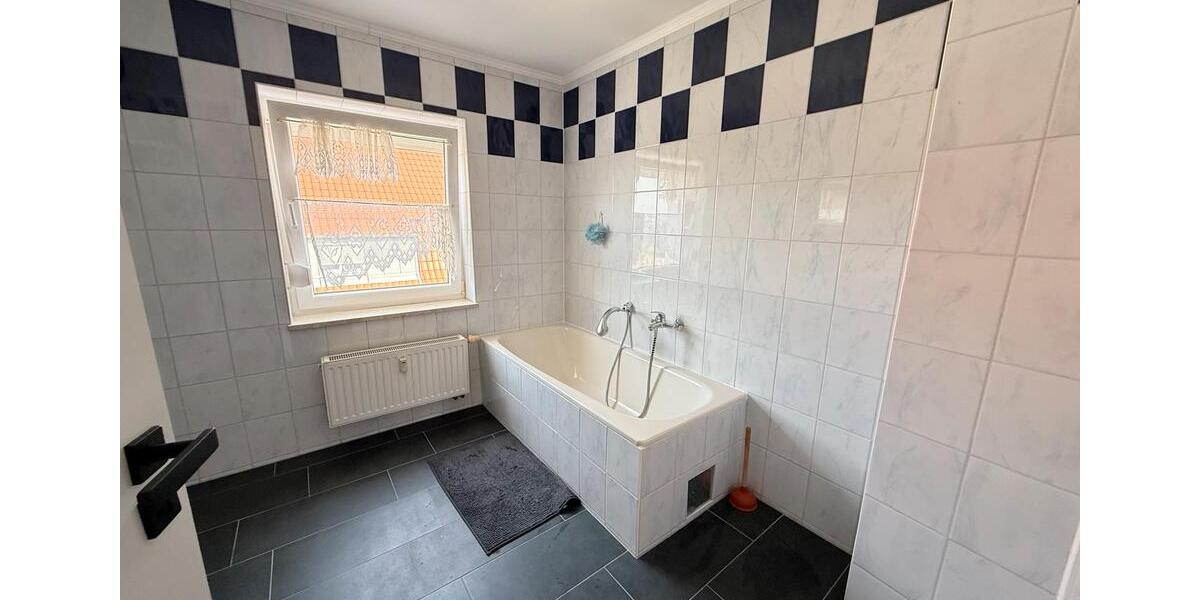 Etagenwohnung Vilshofen an der Donau - 2 Zimmer, 65 m&sup2;, 820&euro; | Angebot:25435814