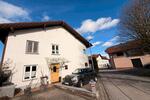 Doppelhaushälfte Bayerbach - 9 Zimmer, 141 m&sup2;, 1.400&euro; | Angebot:26026452