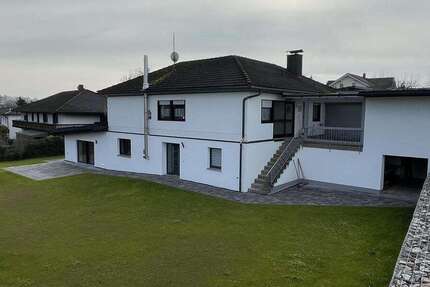 Haus Windorf - 10 Zimmer, 298 m&sup2;, 595.000&euro; | Angebot:25973062