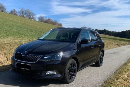 Skoda Fabia 95.000 km 9.300 &euro; Witzmannsberg 94104