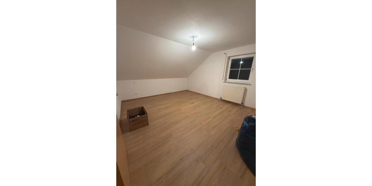 Etagenwohnung Passau Maierhof - 3 Zimmer, 90 m&sup2;, 950&euro; | Angebot:25052978