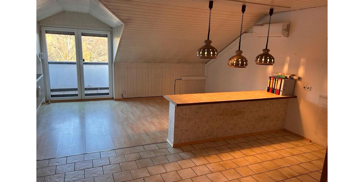 Dachgeschoßwohnung Bad Griesbach im Rottal - 2 Zimmer, 95 m&sup2;, 165.000&euro; | Angebot:24662220