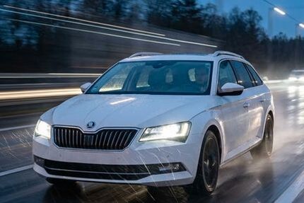 Skoda Superb 175.000 km 15.190 &euro; Passau 94034