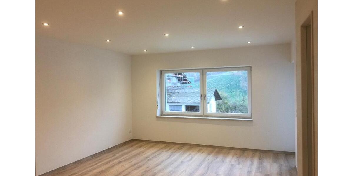 Terrassenwohnung Hauzenberg - 3 Zimmer, 130 m&sup2;, 900&euro; | Angebot:27616408