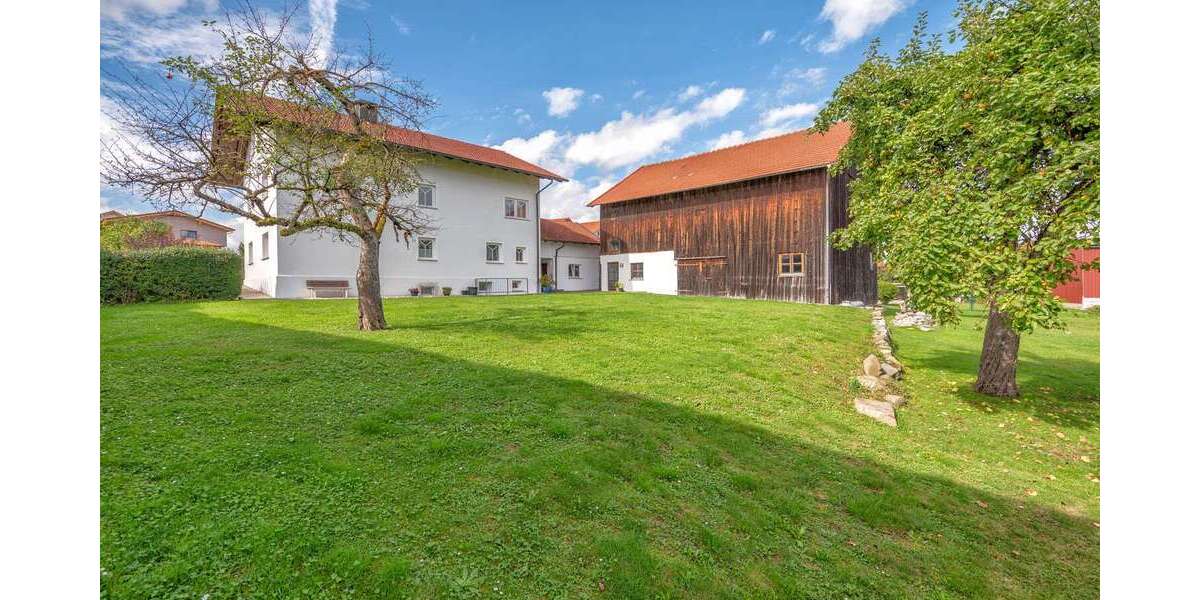 Einfamilienhaus Waldkirchen - 8 Zimmer, 177 m&sup2;, 690.000&euro; | Angebot:23723766
