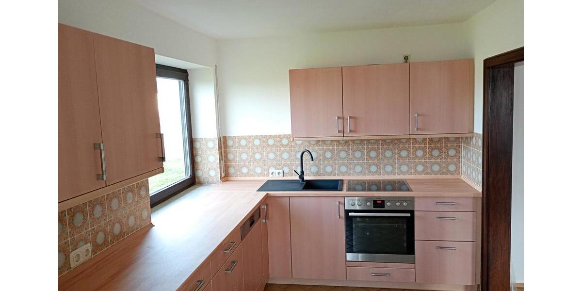 Erdgeschoßwohnung Salzweg - 5 Zimmer, 135 m&sup2;, 900&euro; | Angebot:27609833
