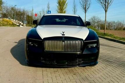 Rolls Royce Spectre 11.500 km 446.250 &euro; Bad Griesbach 94086