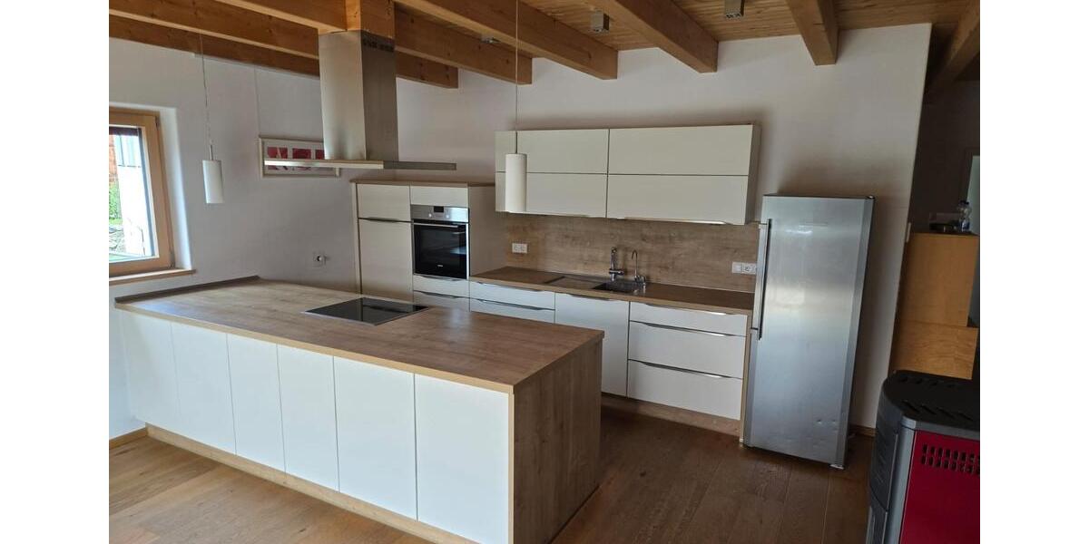 Etagenwohnung Salzweg - 3 Zimmer, 1.500&euro; | Angebot:23384042