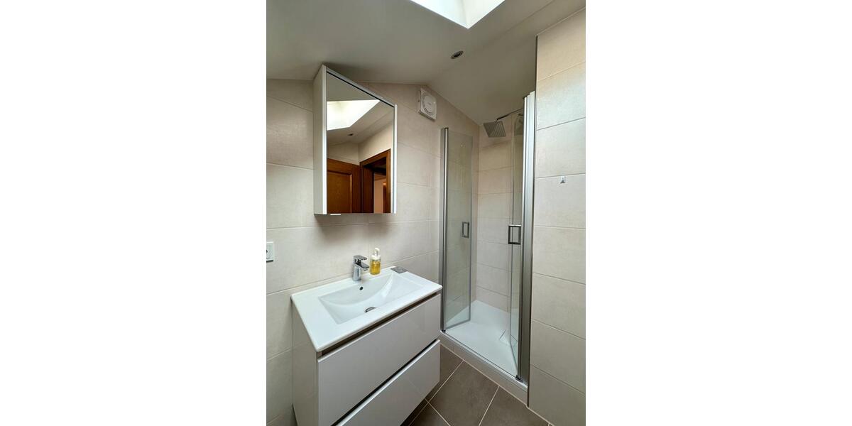 Dachgeschoßwohnung Hutthurm - 2.5 Zimmer, 85 m&sup2;, 690&euro; | Angebot:25354749