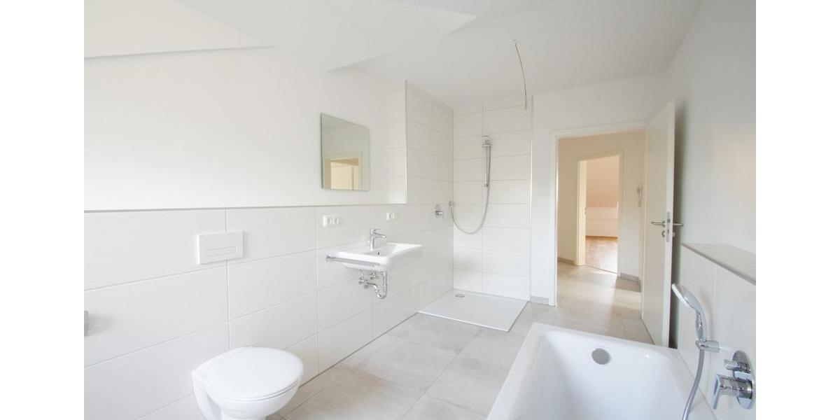 Dachgeschoßwohnung Vilshofen an der Donau - 2 Zimmer, 75 m&sup2;, 735&euro; | Angebot:25827654