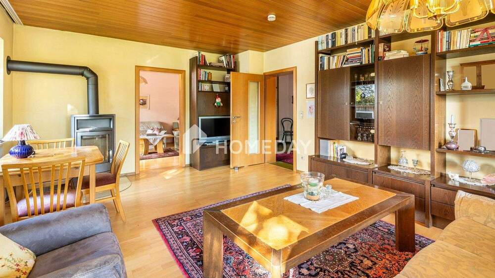 Einfamilienhaus Schöllnach - 7 Zimmer, 180 m&sup2;, 449.000&euro; | Angebot:25694107
