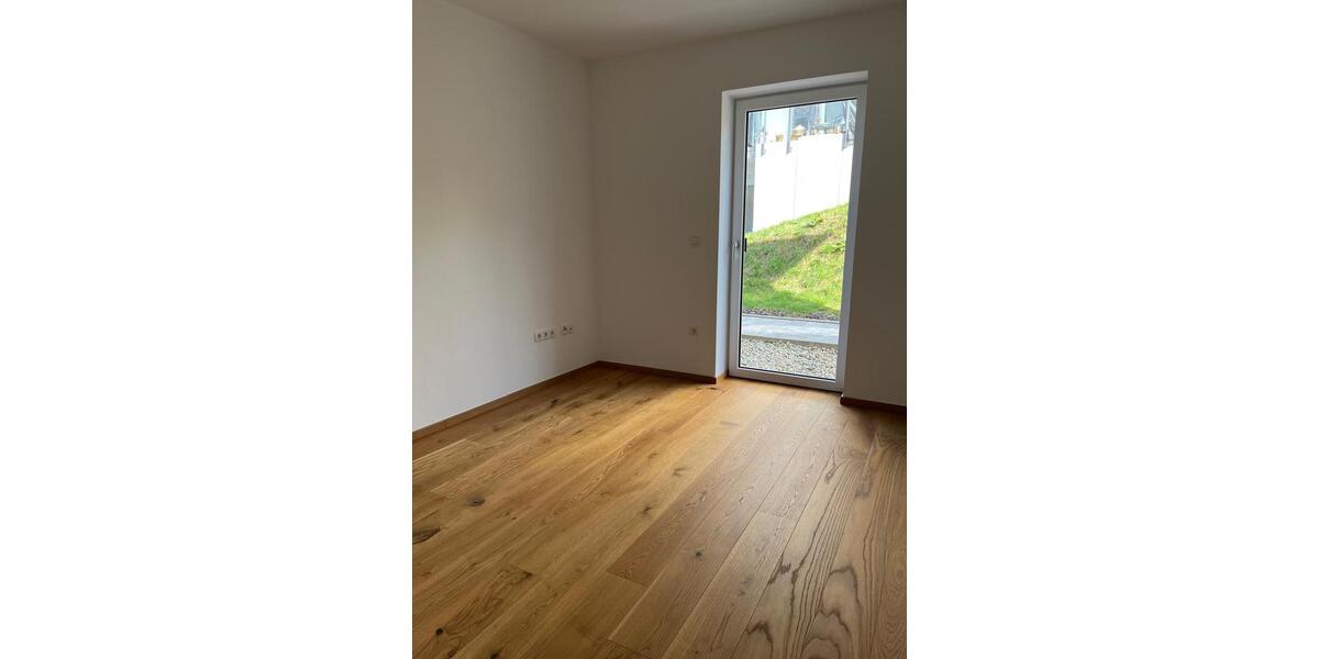 Erdgeschoßwohnung Waldkirchen - 3 Zimmer, 78 m&sup2;, 750&euro; | Angebot:25995150