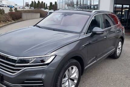 VW Touareg 43.695 km 46.699 &euro; Neuburg/Inn bei Passau 94127
