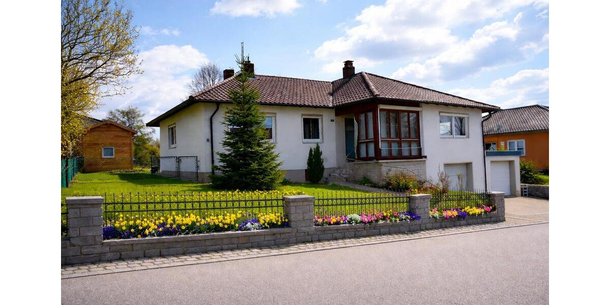 Bungalow Tettenweis - 5 Zimmer, 131 m&sup2;, 1.285&euro; | Angebot:26026451