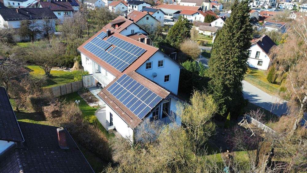 Mehrfamilienhaus, Wohnhaus Neukirchen vorm Wald Neukirchen - 9 Zimmer, 289 m&sup2;, 469.000&euro; | Angebot:25879167