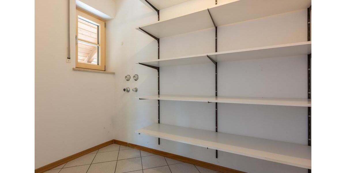 Etagenwohnung Passau Auerbach - 3.5 Zimmer, 175 m&sup2;, 950&euro; | Angebot:26676169