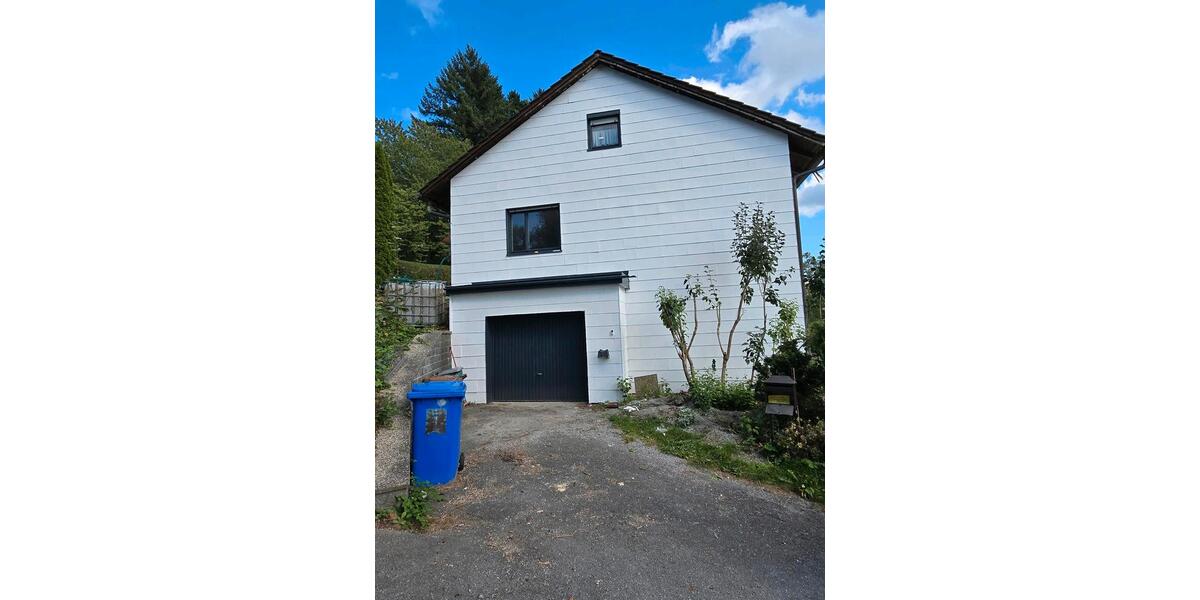 Etagenwohnung Fürstenstein - 4 Zimmer, 110 m&sup2;, 890&euro; | Angebot:25158121