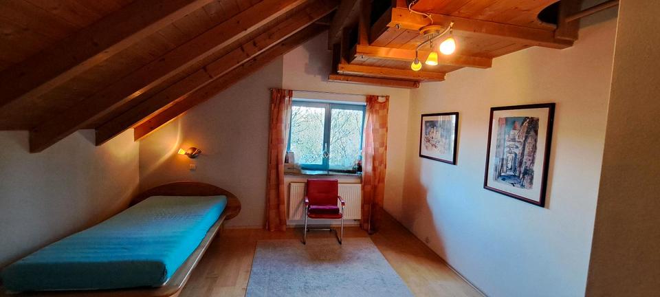 Einfamilienhaus Salzweg - 10 Zimmer, 296 m&sup2;, 595.000&euro; | Angebot:26102523