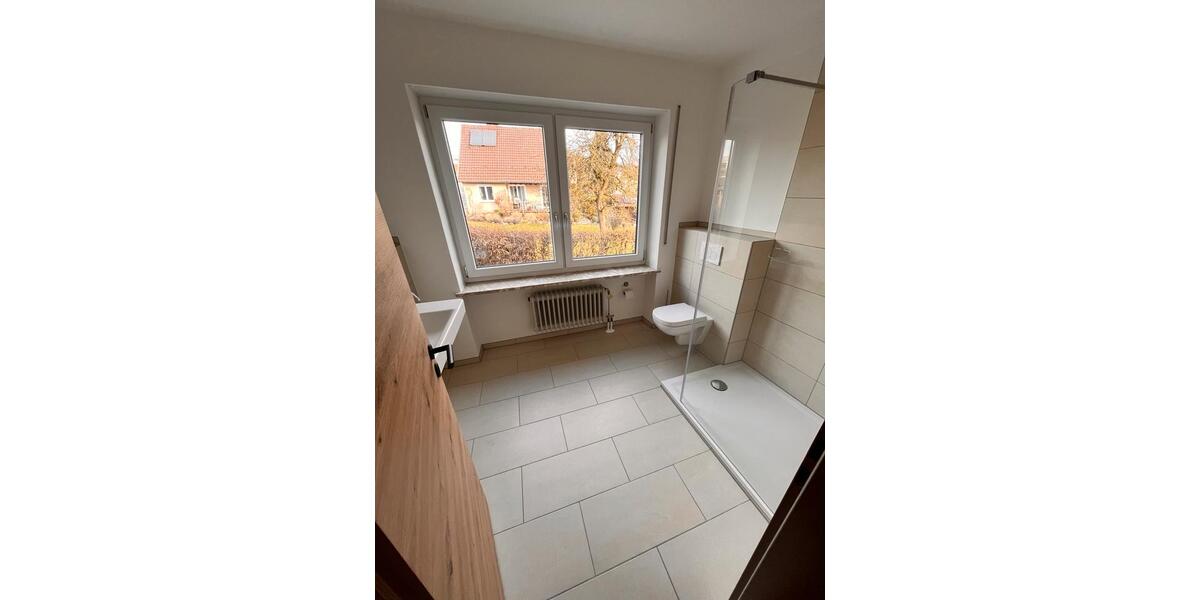 Doppelhaushälfte Vilshofen an der Donau - 4.5 Zimmer, 155 m&sup2;, 1.450&euro; | Angebot:26007672