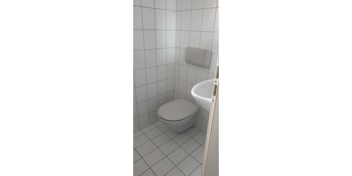 Etagenwohnung Passau Auerbach - 4 Zimmer, 175 m&sup2;, 980&euro; | Angebot:25724339