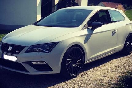Seat Leon 94.100 km 16.999 &euro; Tiefenbach 94113