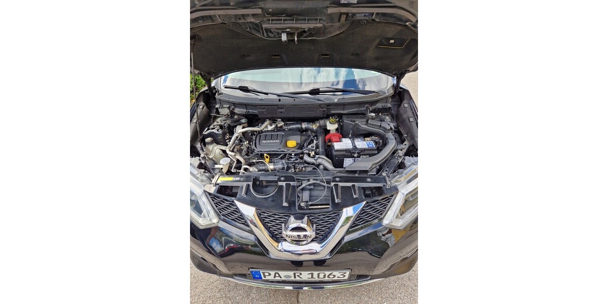 Nissan X-Trail 160.500 km 12.500 &euro; Passau 94030