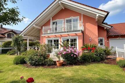 Haus Kirchham - 4 Zimmer, 139 m&sup2;, 479.000&euro; | Angebot:26676599