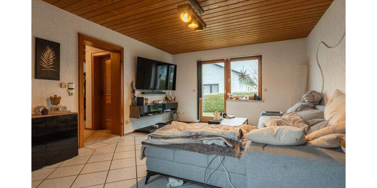 Einfamilienhaus Ortenburg Söldenau - 8 Zimmer, 270 m&sup2;, 430.000&euro; | Angebot:25708699