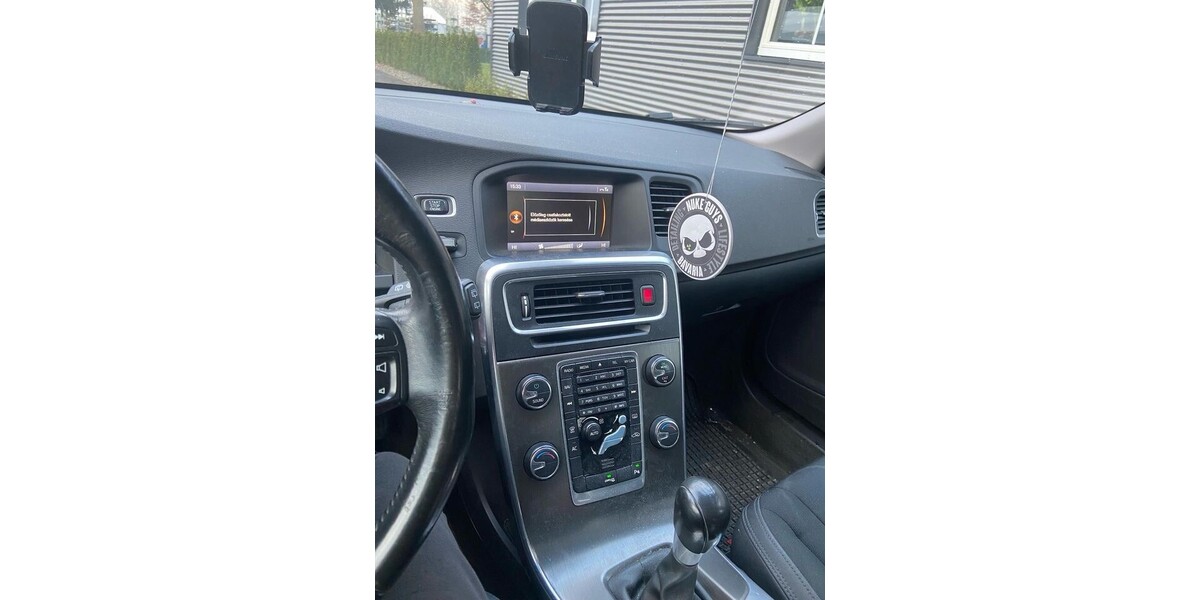 Volvo V60 300.000 km 5.000 &euro; Bad Füssing 94072