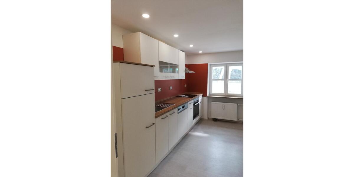 Etagenwohnung Untergriesbach - 3 Zimmer, 84 m&sup2;, 600&euro; | Angebot:25881499