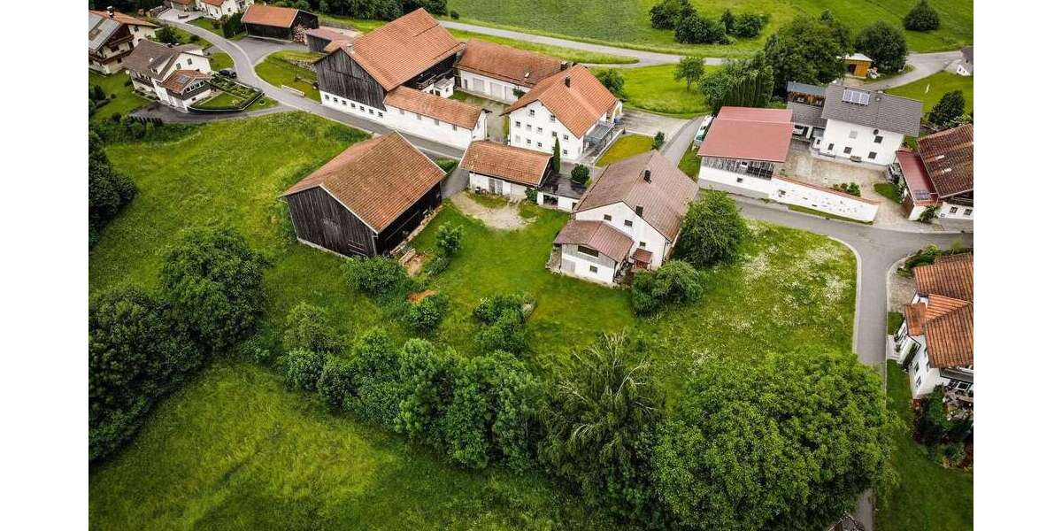Einfamilienhaus Bayern - Röhrnbach Röhrnbach - 14 Zimmer, 200 m&sup2;, 495.000&euro; | Angebot:25880275