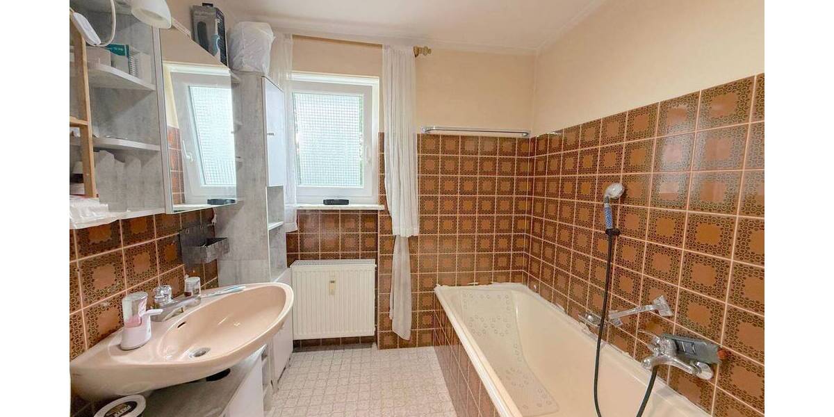 Mehrfamilienhaus, Wohnhaus Perlesreut - 7 Zimmer, 207 m&sup2;, 299.999&euro; | Angebot:25743207